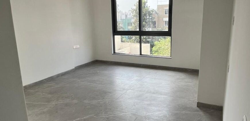 2bhk