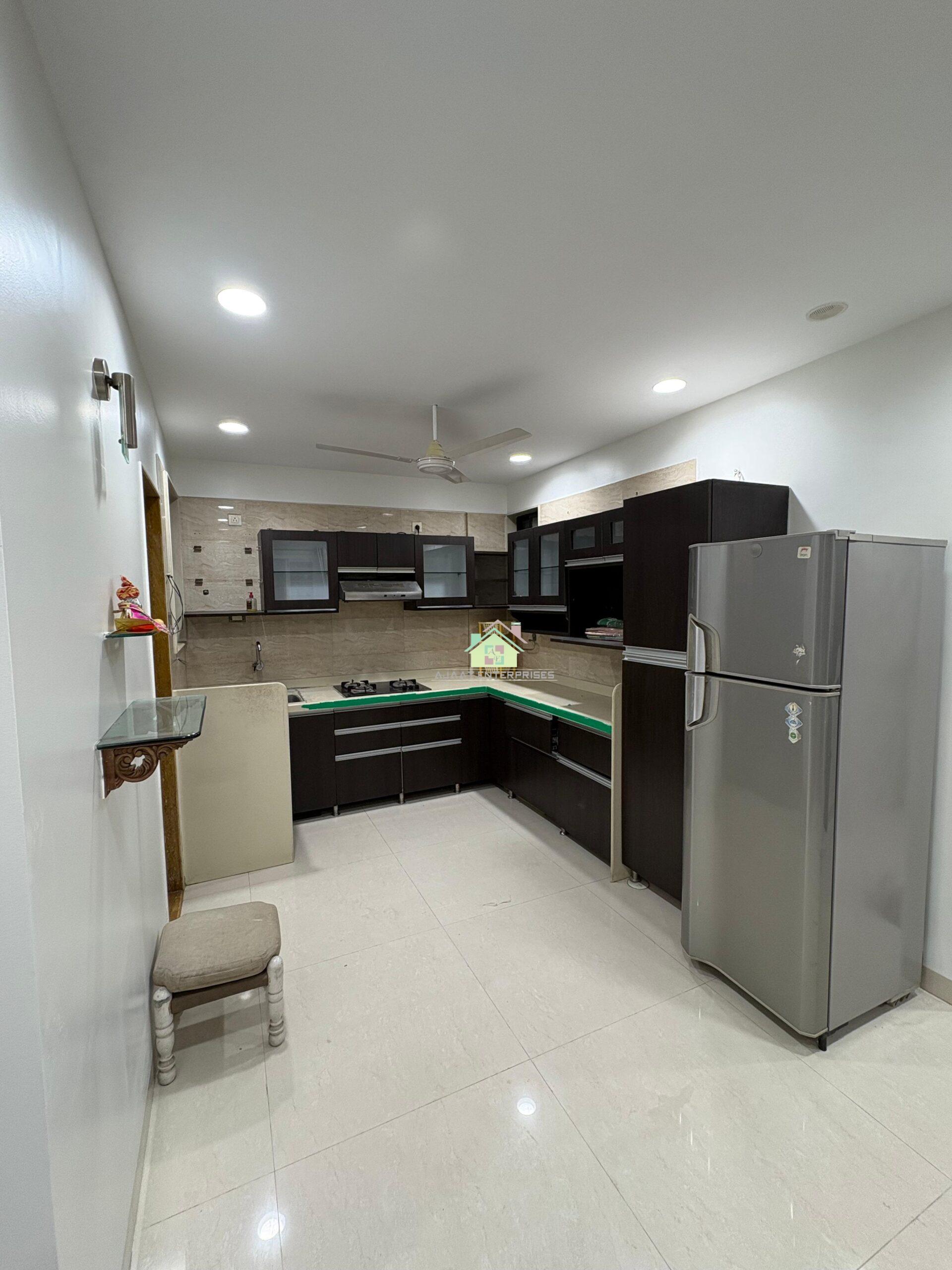 3Bhk