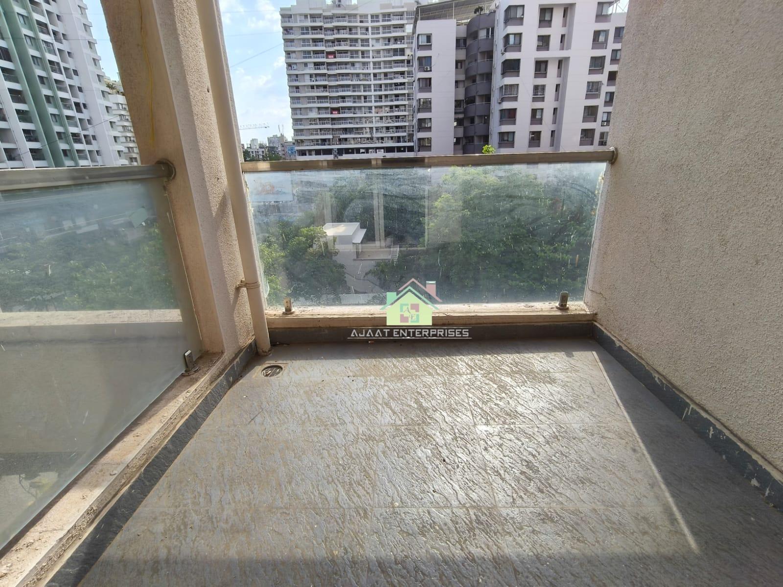 2bhk