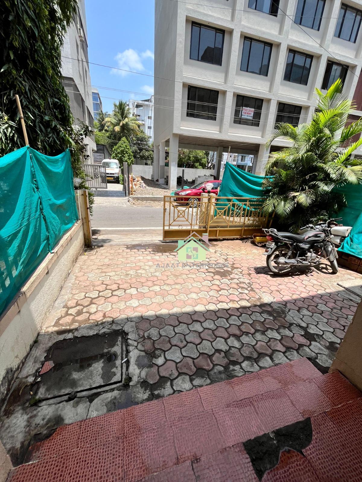 4BHK Row house