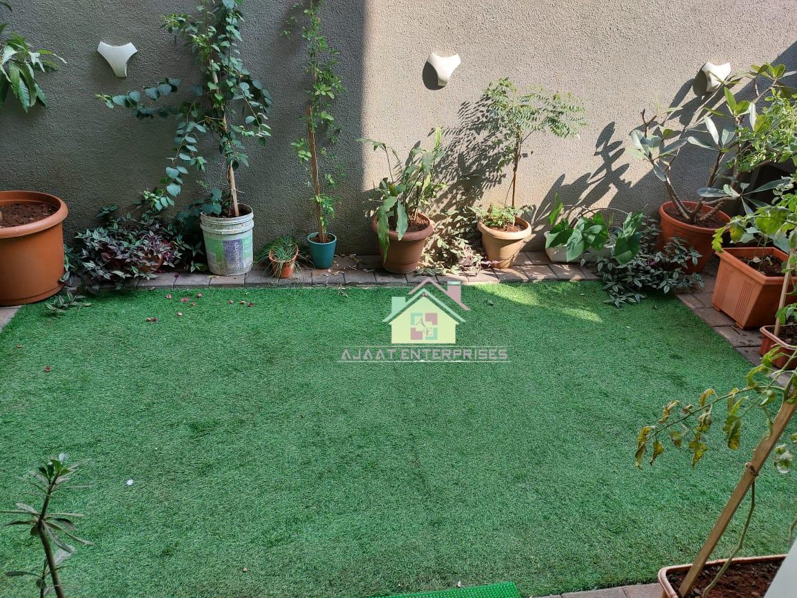 3.5bhk Row House