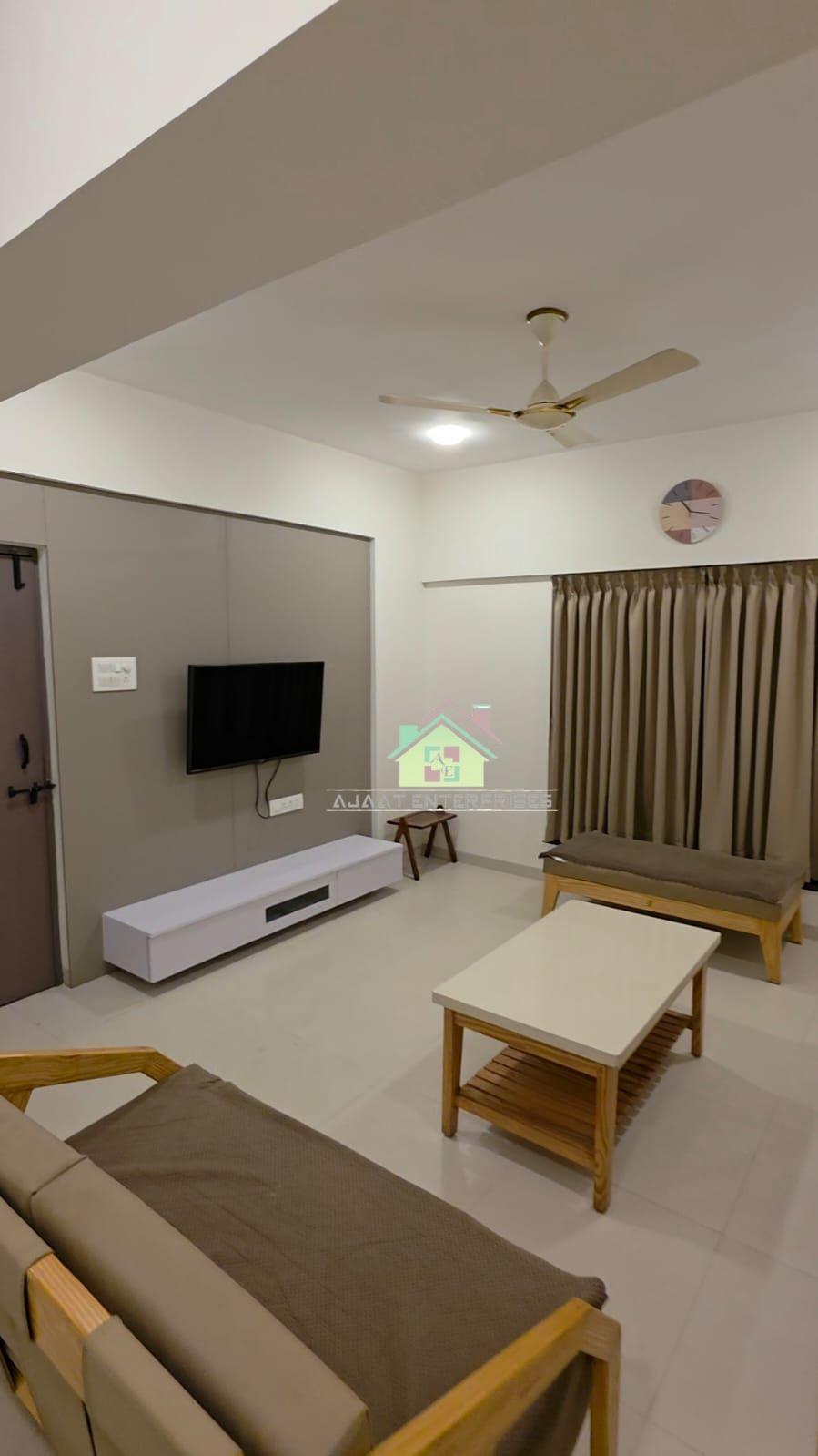 4bhk