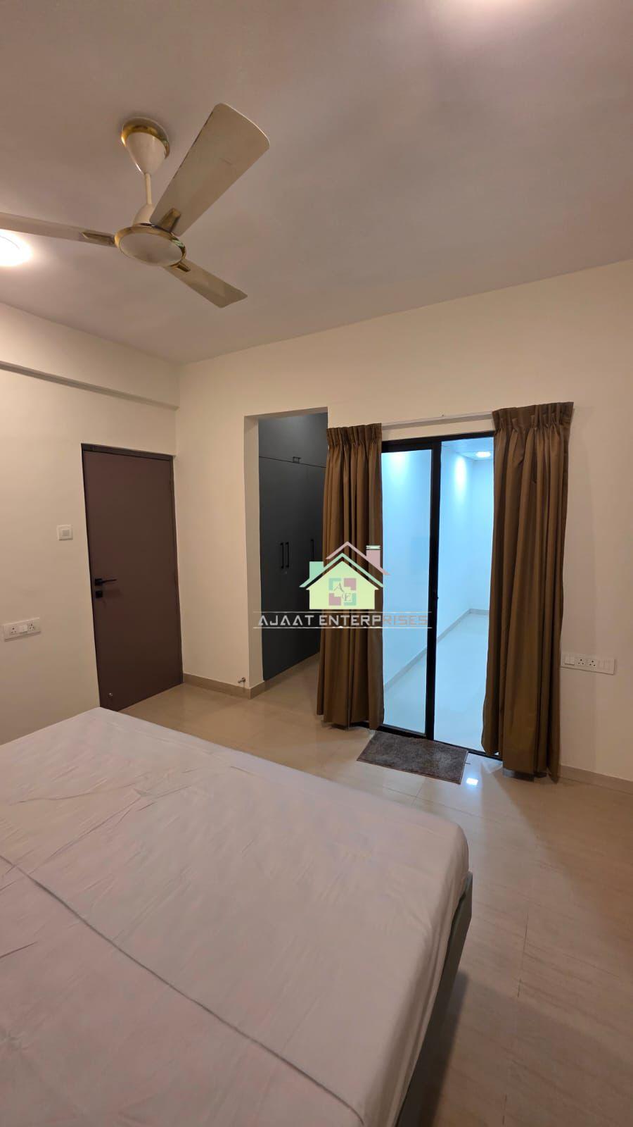 4bhk