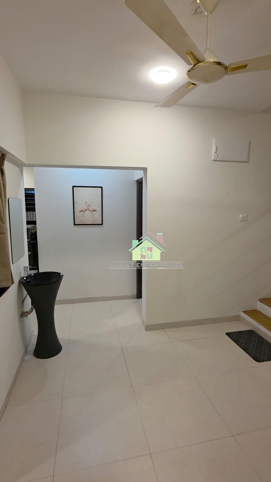 4bhk