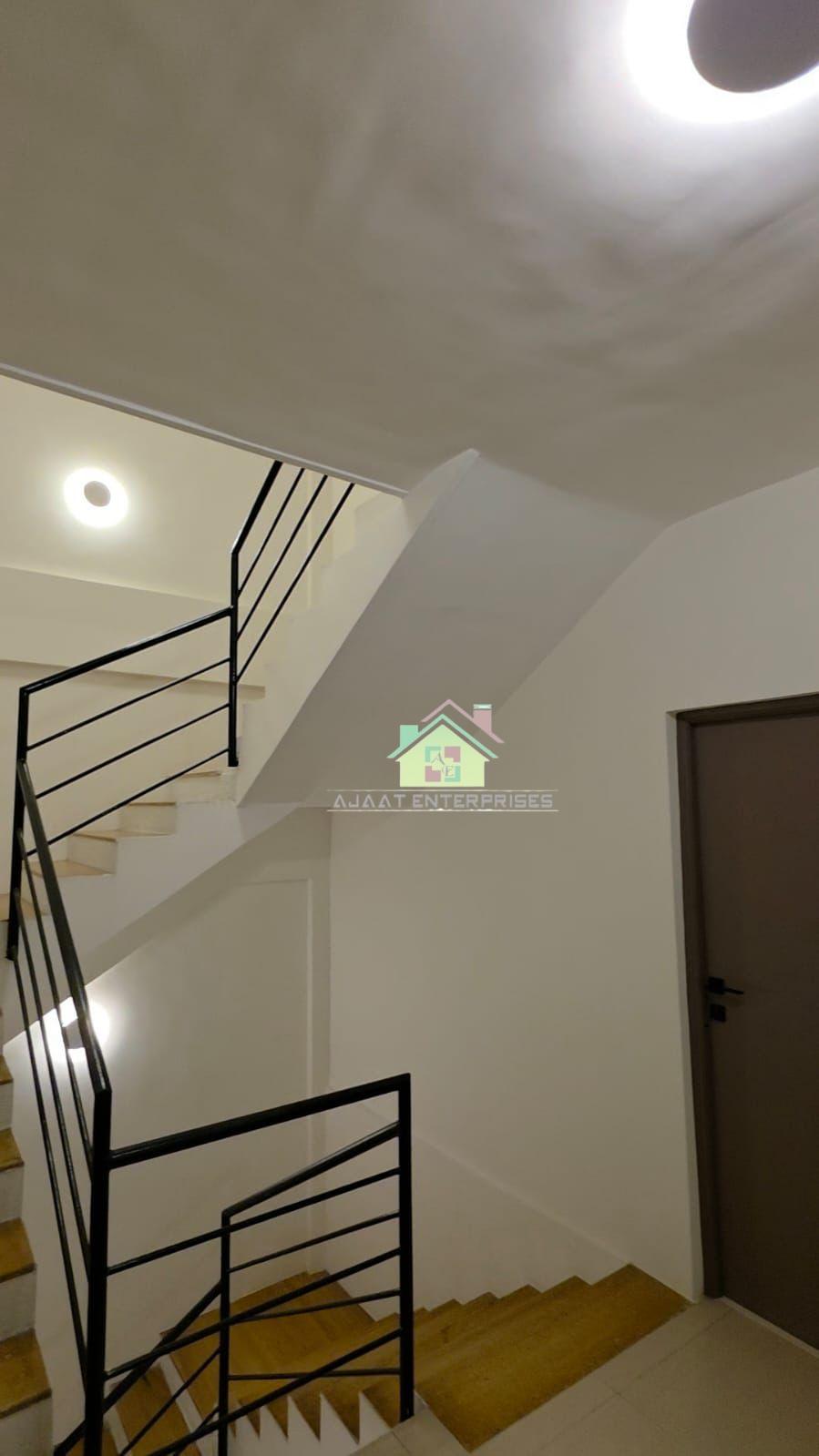 4bhk