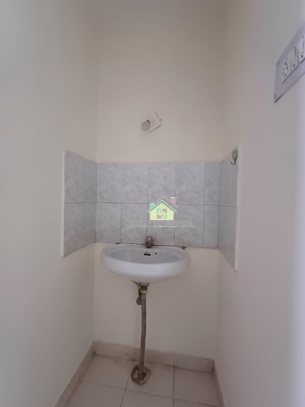 2bhk