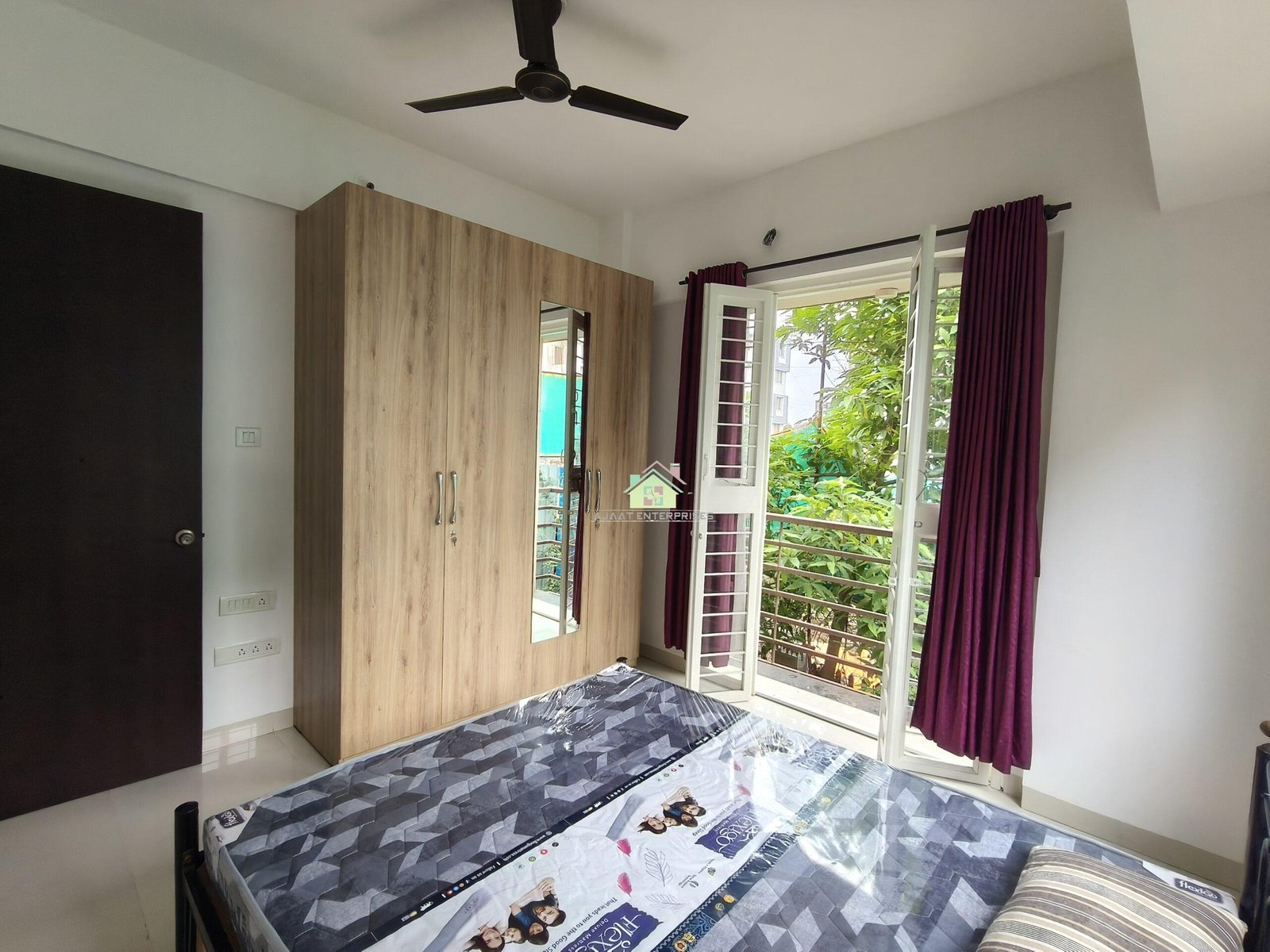 1Bhk