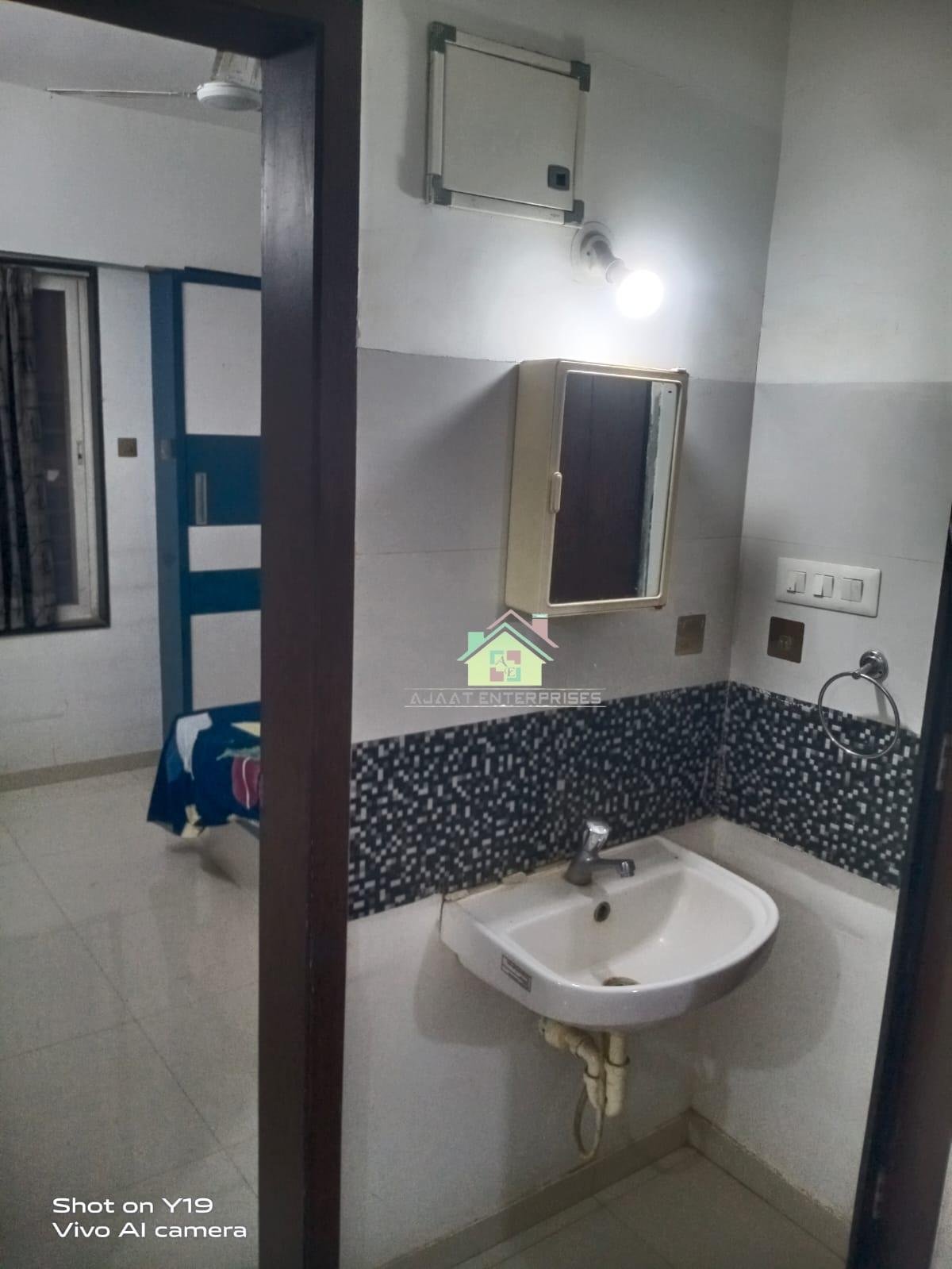 1Bhk