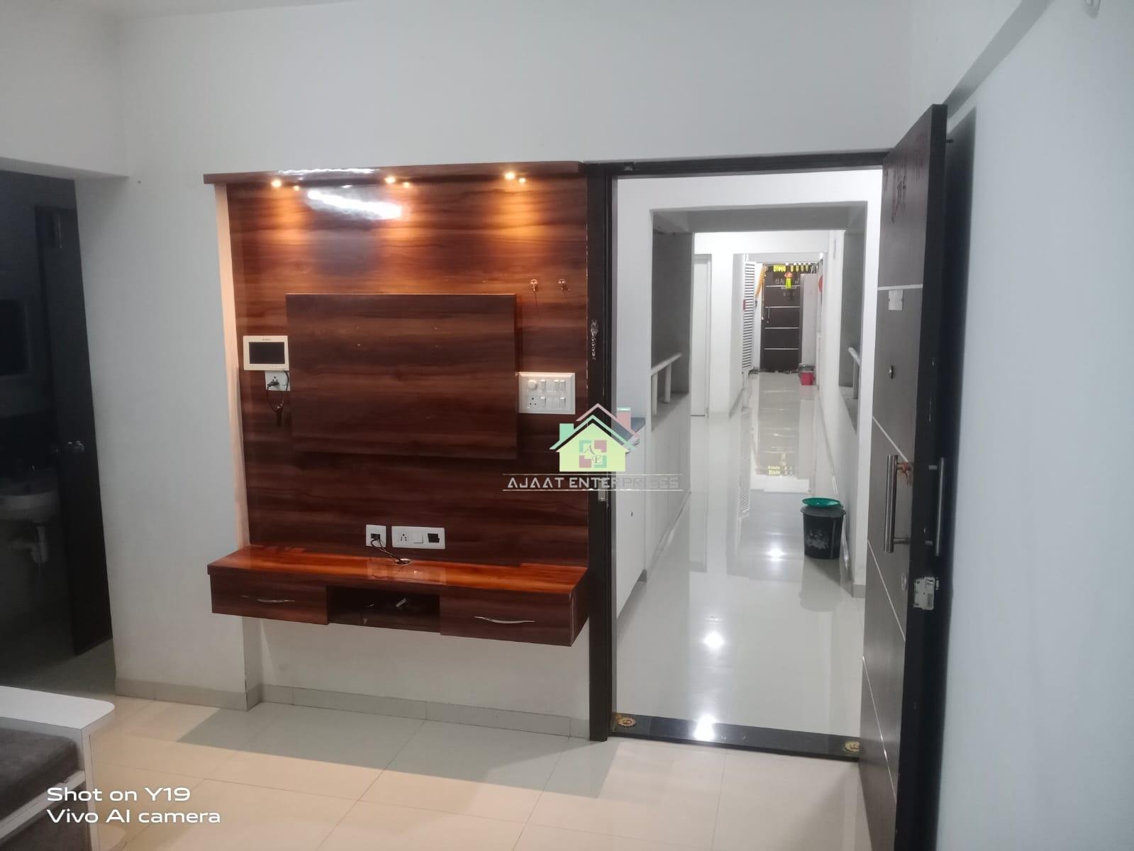 1Bhk