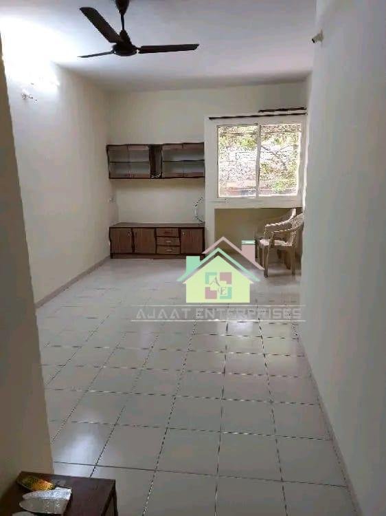 1Bhk