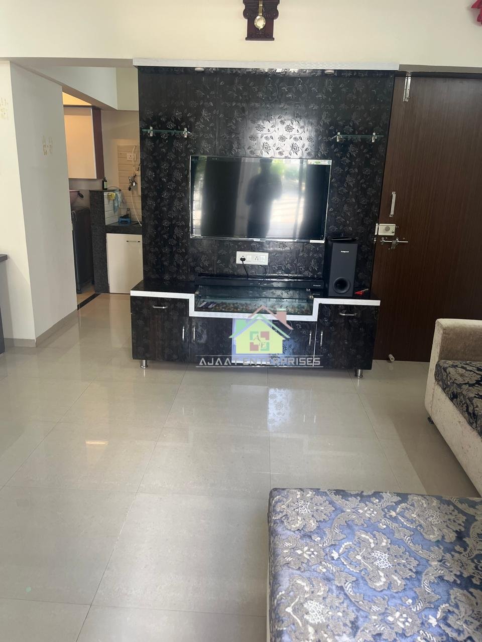 1Bhk