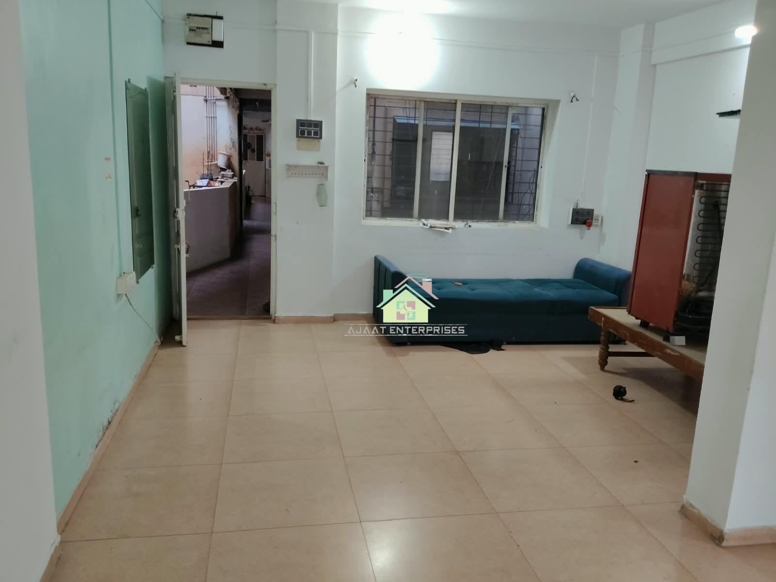 1Bhk