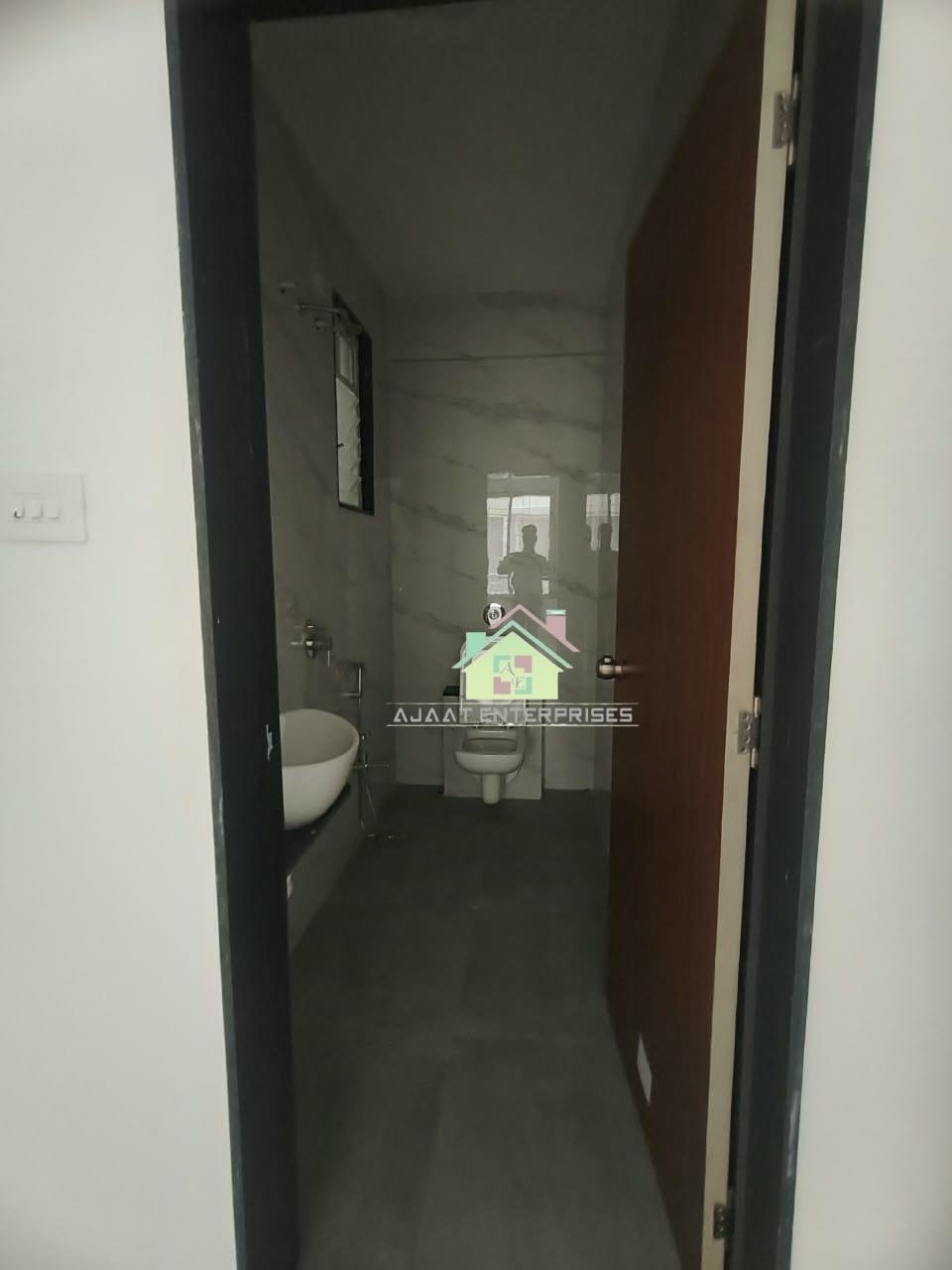 2bhk