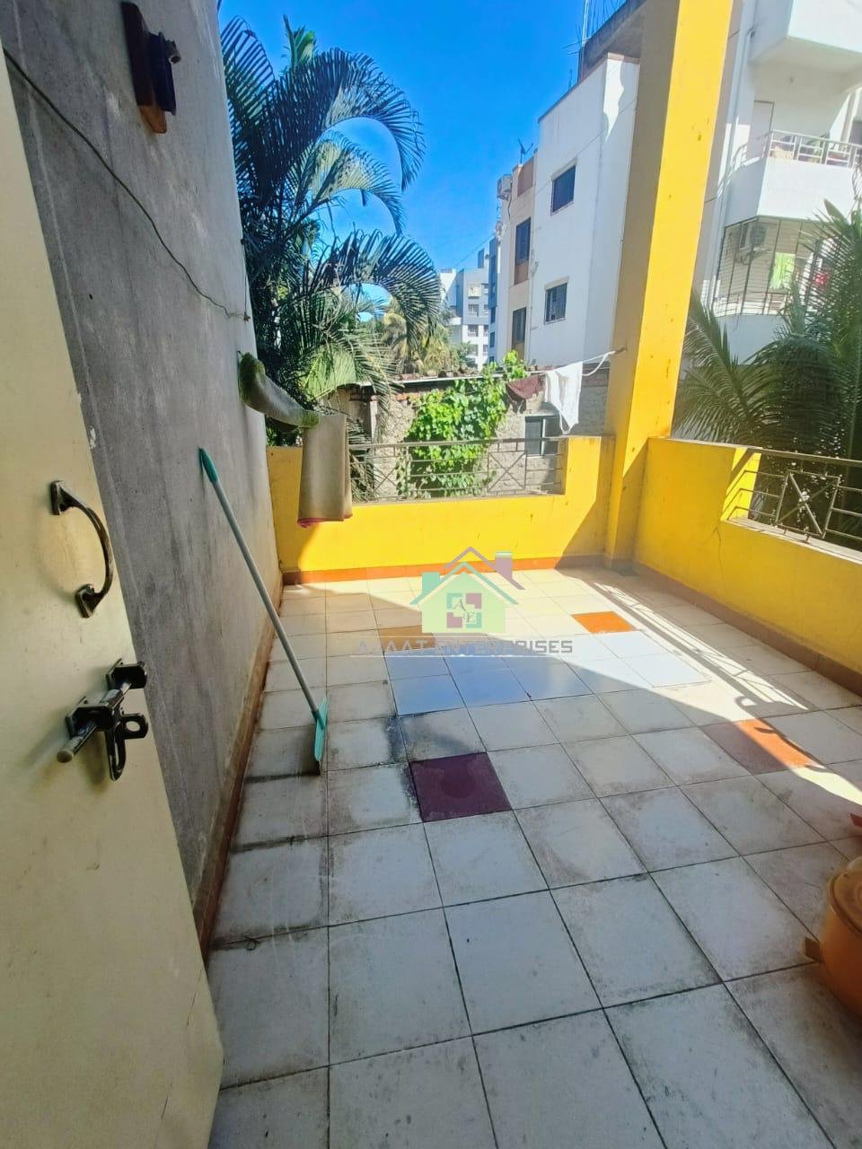 2BHK