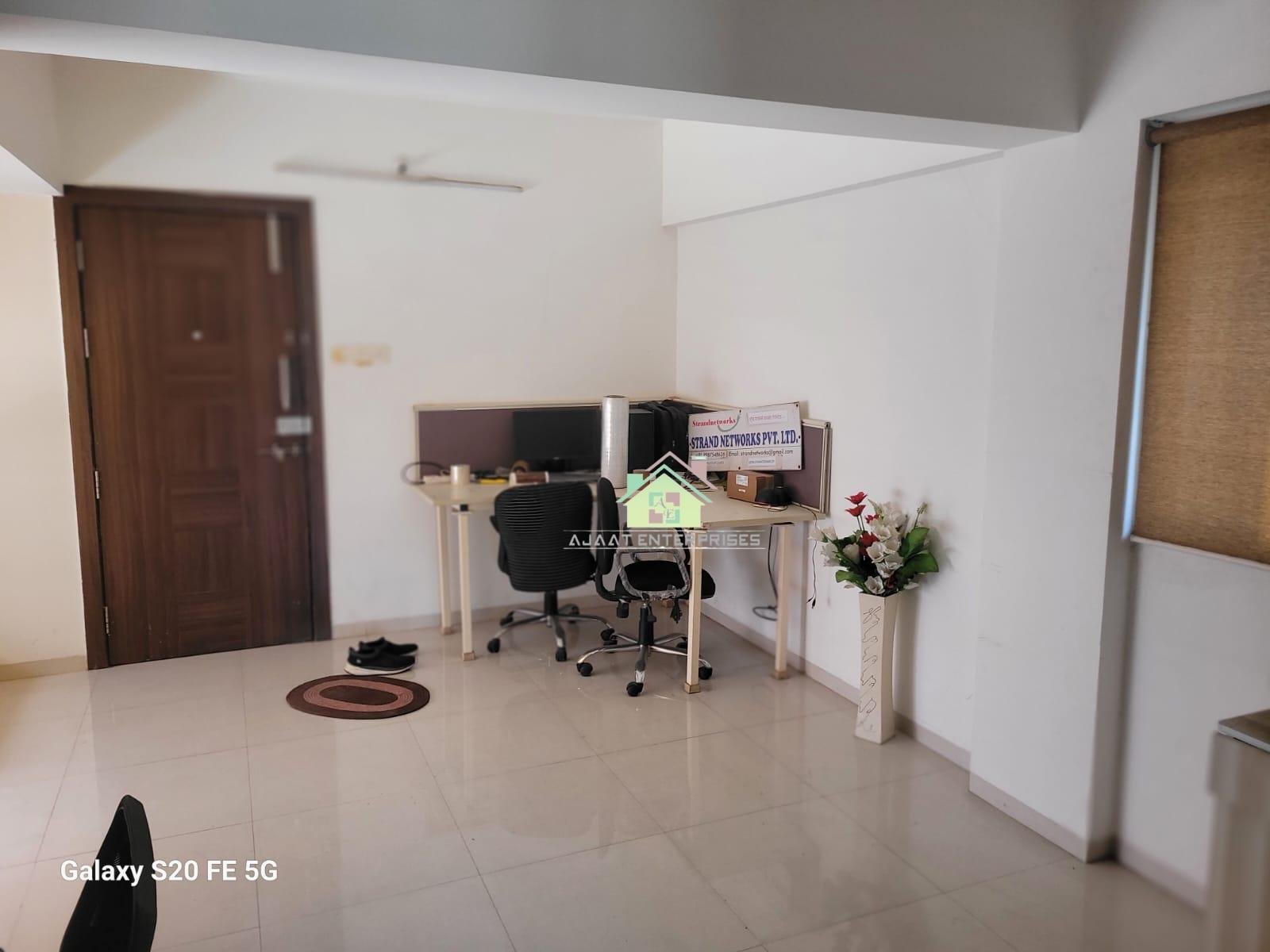 1BHK